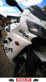 Kawasaki ZXR photo