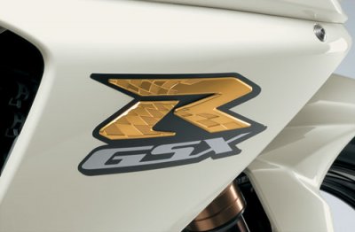 25-    Suzuki GSX-R