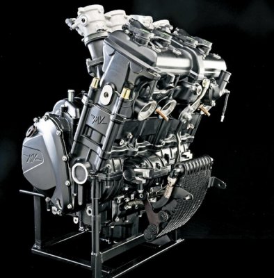 MV Agusta Brutale 990R/1090RR: На трек или в город?