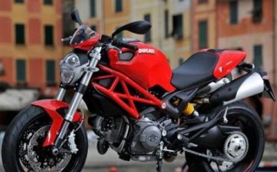   Ducati - Monster 796