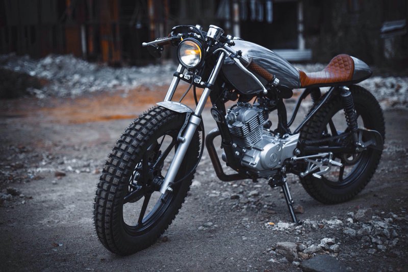 Украинские кастомайзеры построили cafe-racer на базе Yamaha YBR 125