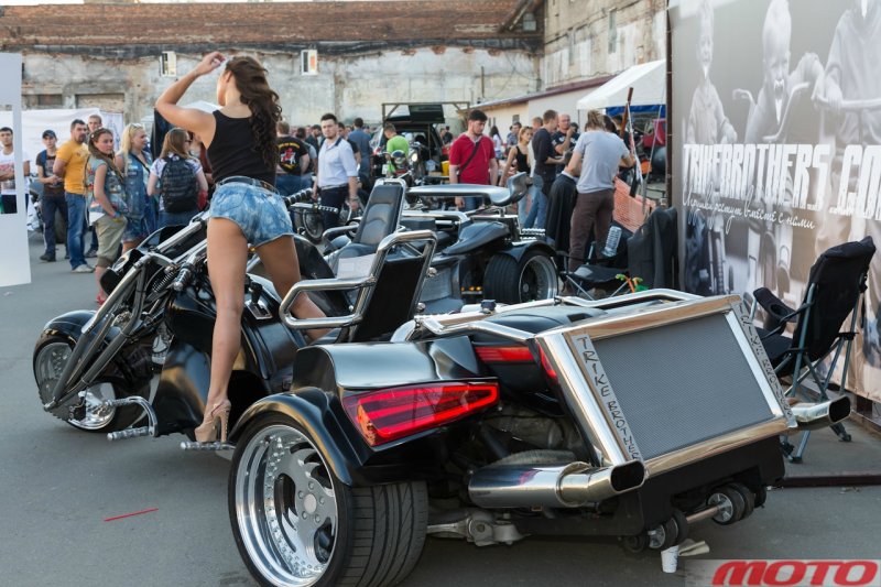 Пляски на руинах. Custom Convention Russia