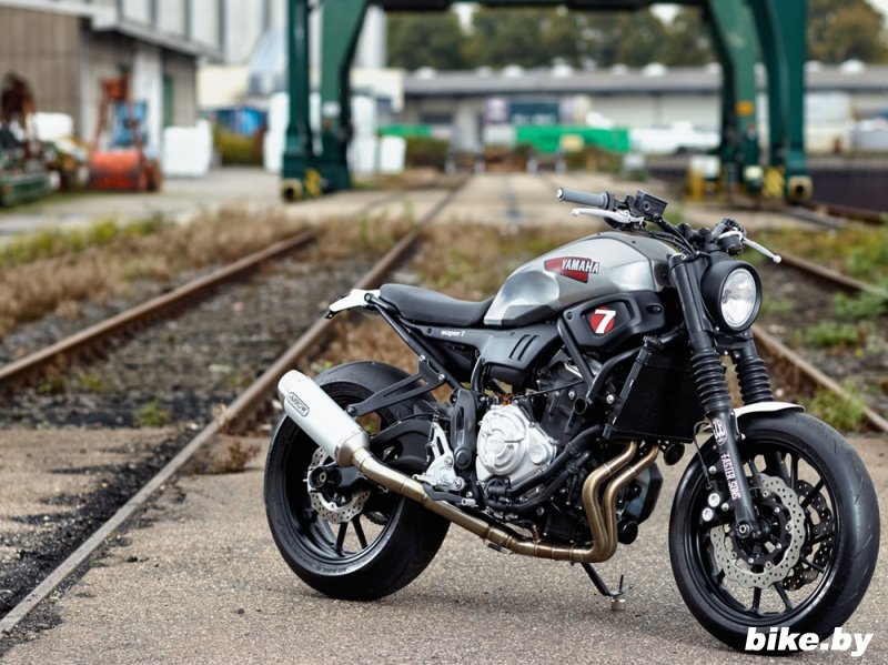 JvB-moto:  Yamaha XSR700 Super 7