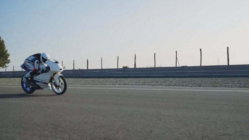 Peugeot     Moto3