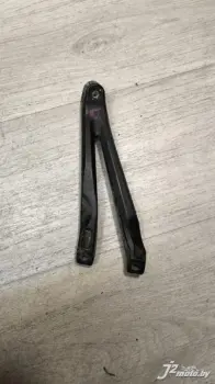 Кронштейн задней боковой подножки Yamaha R1 (2007-2008)