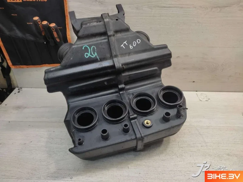Корпус воздушного фильтра (AIRBOX) Triumph TT600 (2000-2003)