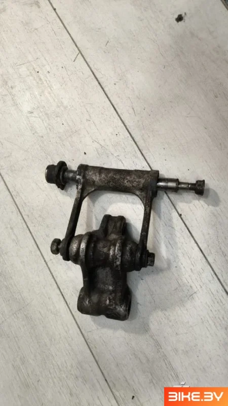 Прогрессия Honda VFR400R (1986-1987)