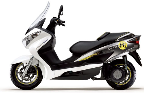 Концепт-байк Suzuki Burgman Fuel Cell 2009 Концепт-байк Suzuki Burgman Fuel Cell 2009