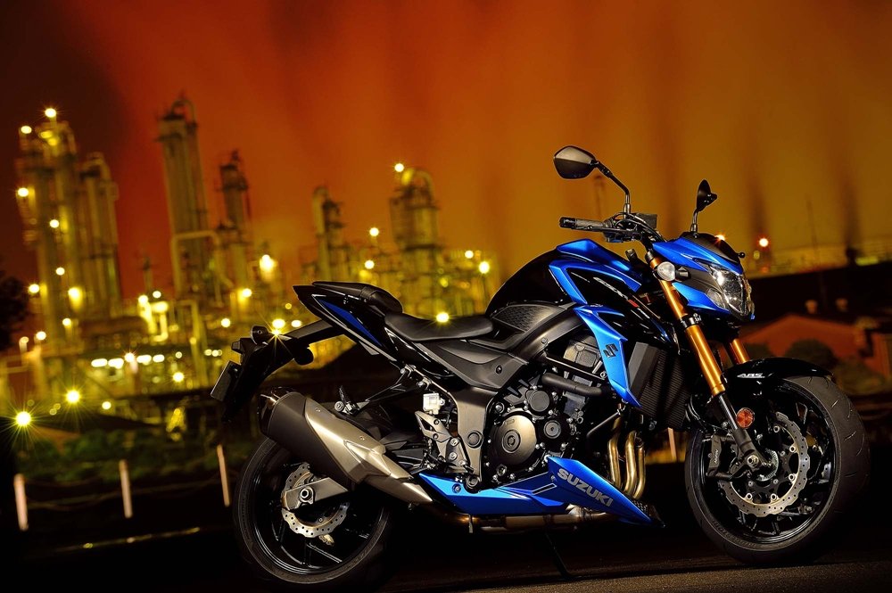 Intermot 2016: нейкеды Suzuki GSX-S750Z / GSX-S750 2017 Intermot 2016: нейкеды Suzuki GSX-S750Z / GSX-S750 2017