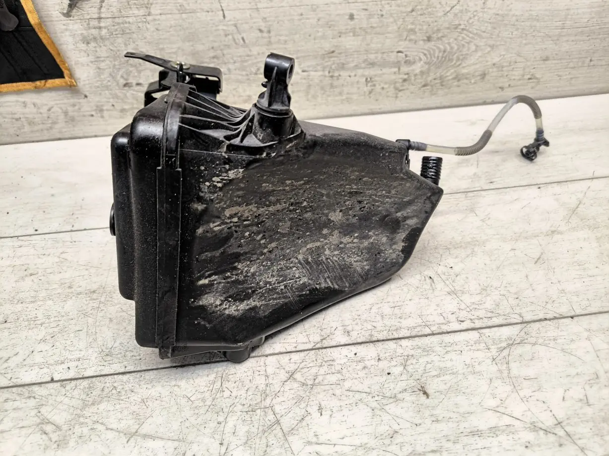 Корпус воздушного фильтра (AIRBOX) BMW K1200S (2004-2008)
