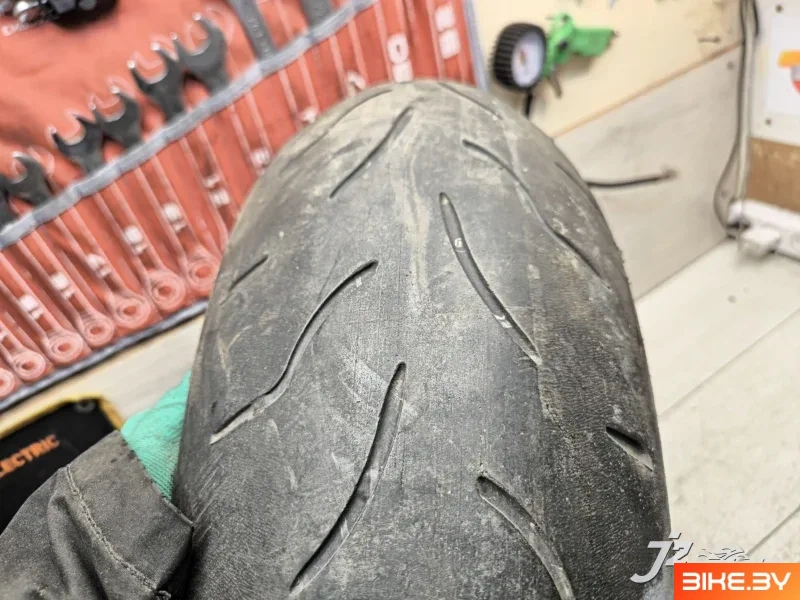 Мотошины Bridgestone battlax 190/50-17 (дата выпуска 15/15) Suzuki TL1000S (1997-2001)