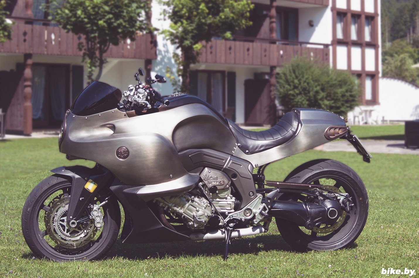 «Бык» на базе BMW K1600 «Бык» на базе BMW K1600