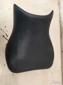 Сидение водительское Suzuki SV650