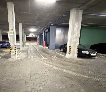 Сдам Машиноместо, Минск Скорины ул., 13,6 м²