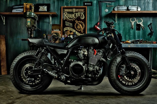 Yamaha XJR1300 «Четвертый партизан» Yamaha XJR1300 «Четвертый партизан»