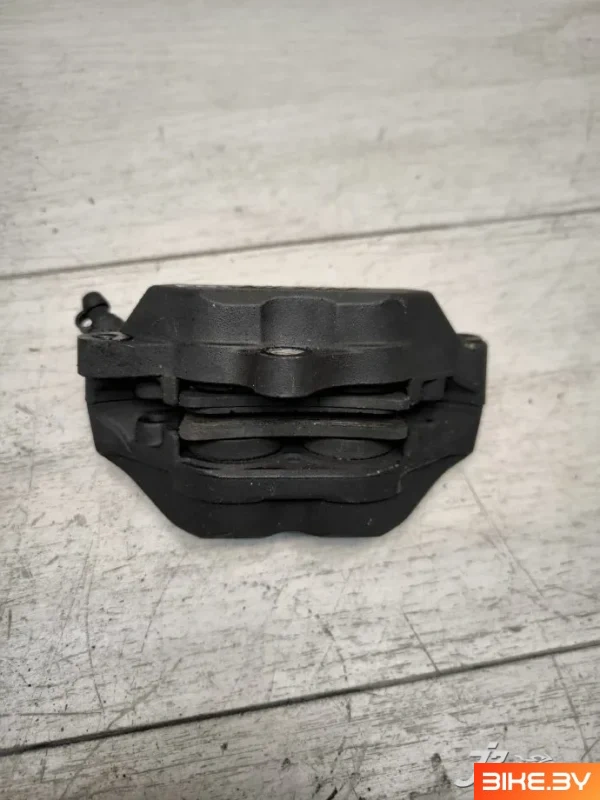 Суппорт передний Honda CBR600F4i Honda CBR600F4i (2001-2006)