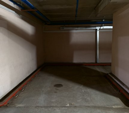 Сдам Машиноместо, Минск Жуковского ул., 18 м²