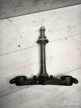 Траверса нижняя Yamaha XJ900S Diversion (1995-2002)