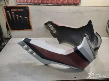 Элемент пластика (морда) Honda VF500F (1984-1986)