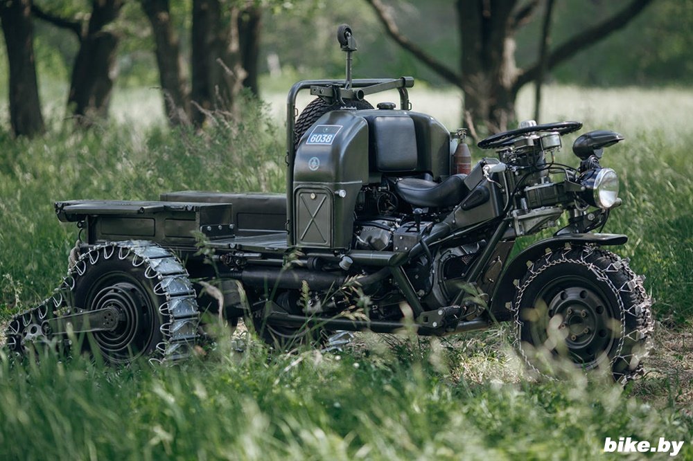Военная трехколесная машина Moto Guzzi 1960-х Военная трехколесная машина Moto Guzzi 1960-х