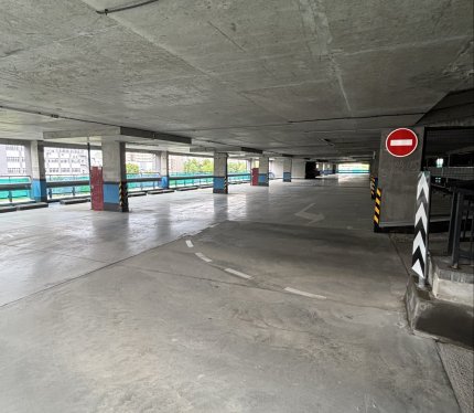 Сдам Машиноместо, Минск Макаенка ул., 12,9 м²