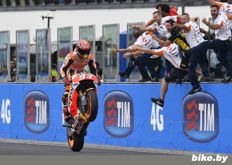 MotoGP: Гран-при Сан-Марино выиграл Маркес MotoGP: Гран-при Сан-Марино выиграл Маркес