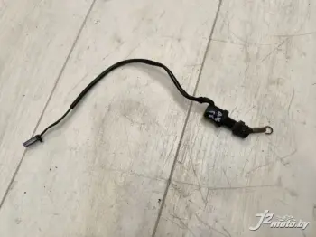 Датчик заднего тормоза Yamaha XJ900S Diversion (1995-2002)