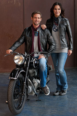 Новая коллекция экипировки BMW Motorrad 2011 Новая коллекция экипировки BMW Motorrad 2011