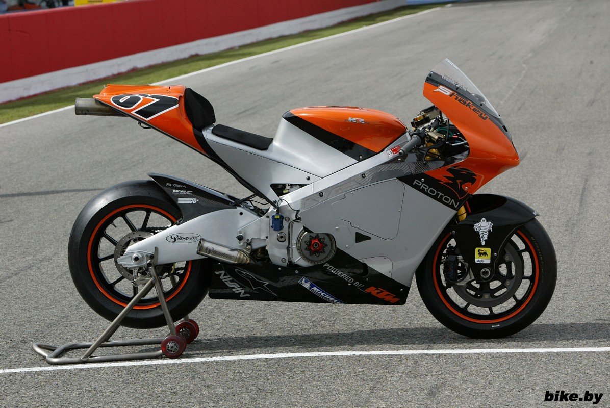 КТМ обещает серийный гоночный мотоцикл в стиле MotoGP КТМ обещает серийный гоночный мотоцикл в стиле MotoGP