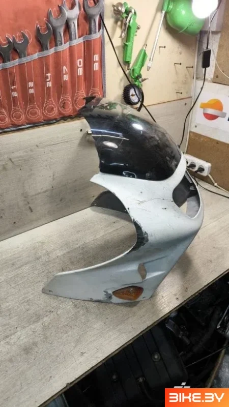 Элемент пластика передний (морда) Honda VFR400R (1986-1987)