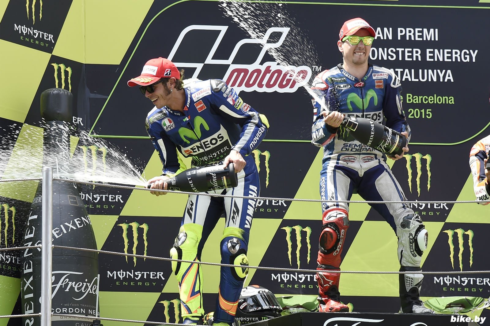 MotoGP: Гонку в Каталонии выиграл Лоренсо MotoGP: Гонку в Каталонии выиграл Лоренсо