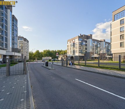 Продам Машиноместо, Минск Ратомская ул., 12,6 м²