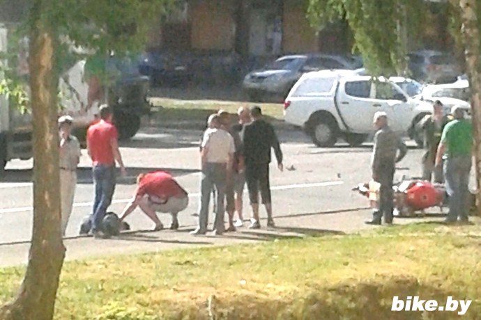 Пострадавший в Могилеве мотоциклист: «скорой» сказали, что я разбился, поэтому она долго ехала Пострадавший в Могилеве мотоциклист: «скорой» сказали, что я разбился, поэтому она долго ехала