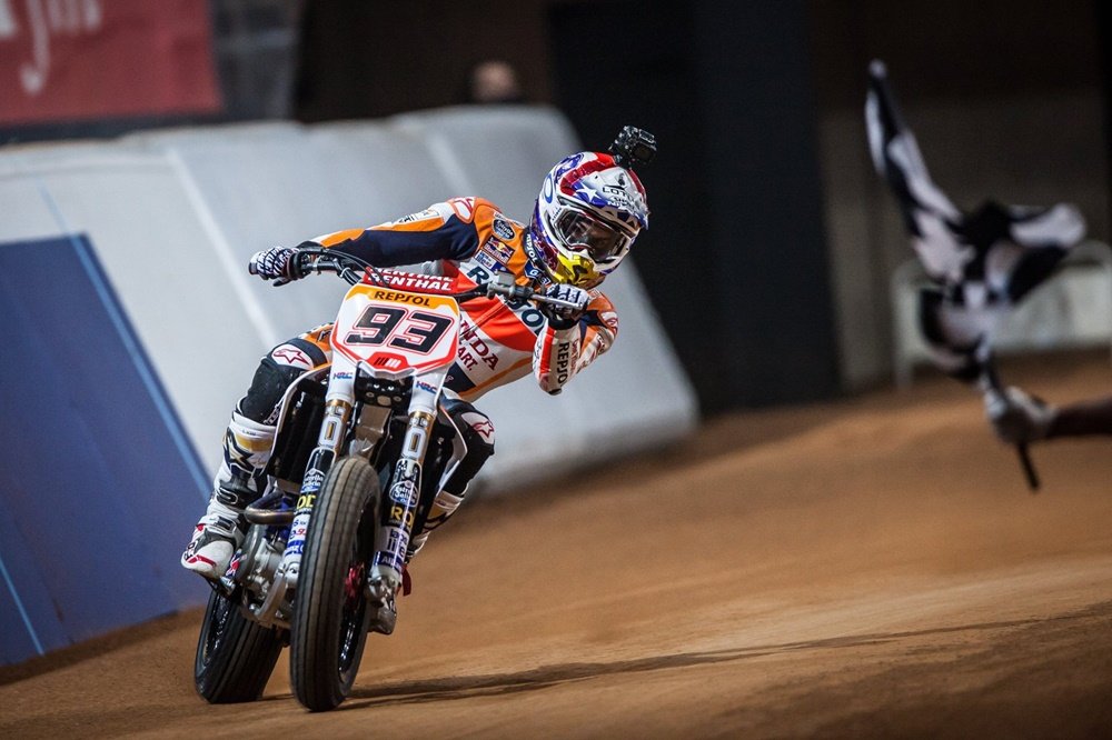 Брэд Бейкер выиграл Superprestigio 2015 Брэд Бейкер выиграл Superprestigio 2015