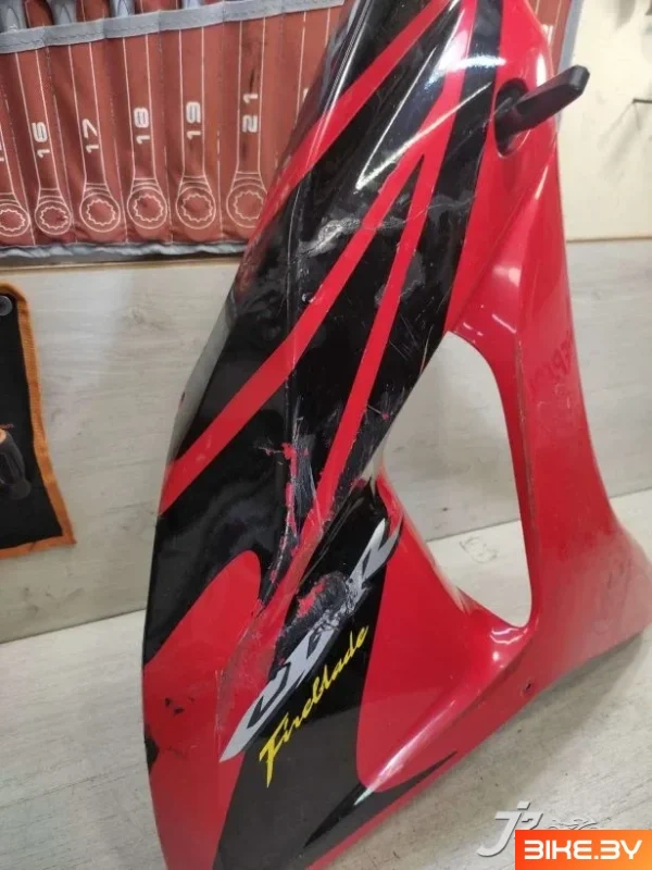 Элемент пластика боковой Honda CBR1000RR (2006-2007)