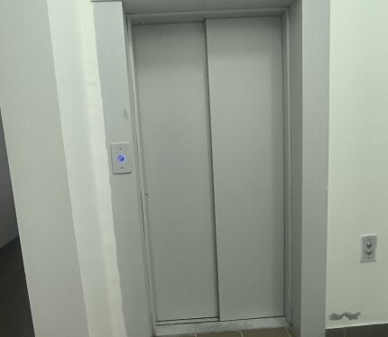 Продам Машиноместо, Минск Монюшко ул., 13,9 м²