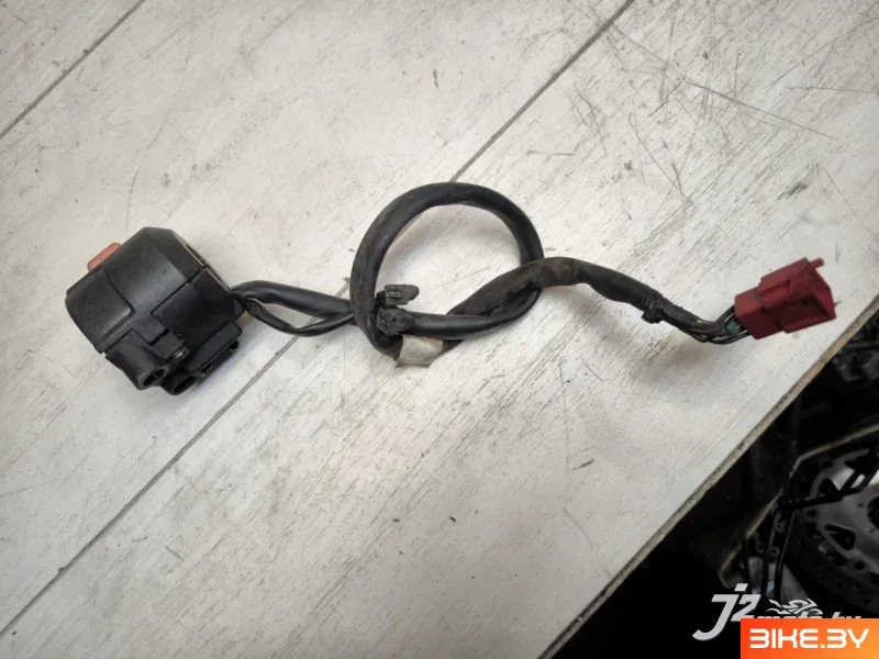 Пульт правый Honda VFR750F (1990-1993)