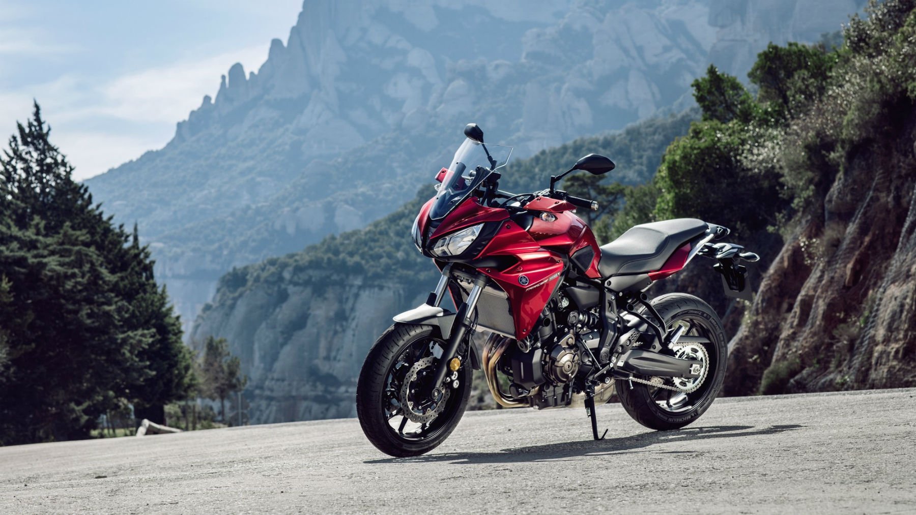 Yamaha представила мотоцикл Tracer 700 Yamaha представила мотоцикл Tracer 700