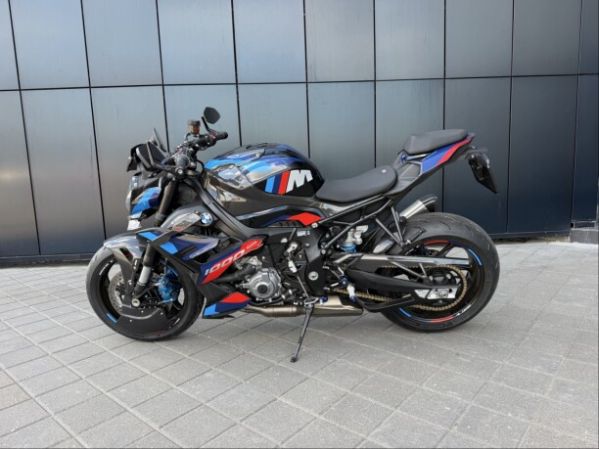 BMW M m1000r, 2023 г.