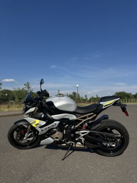 BMW S, 2022 г.