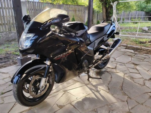 Honda CBR, 1996 г.