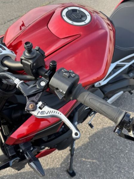 Triumph Street Triple 765 R, 2023 г.