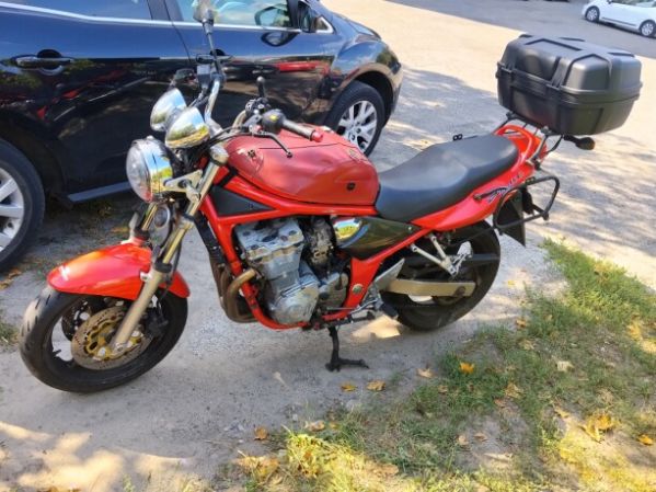 Suzuki GSF, 2000 г.