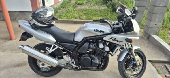 Yamaha FZS, 1999 г.