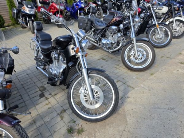 Suzuki VL800, 1999 г.