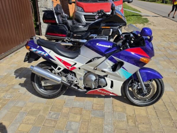 Kawasaki ZZR, 1996 г.