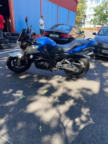 Suzuki GSR, 2008 г.