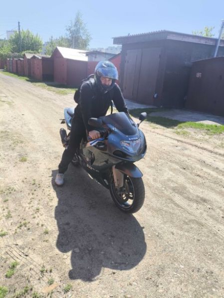 Suzuki GSX-R, 2002 г.
