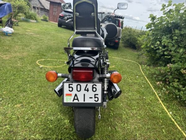 Honda VF VF750C Magna, 2000 г.