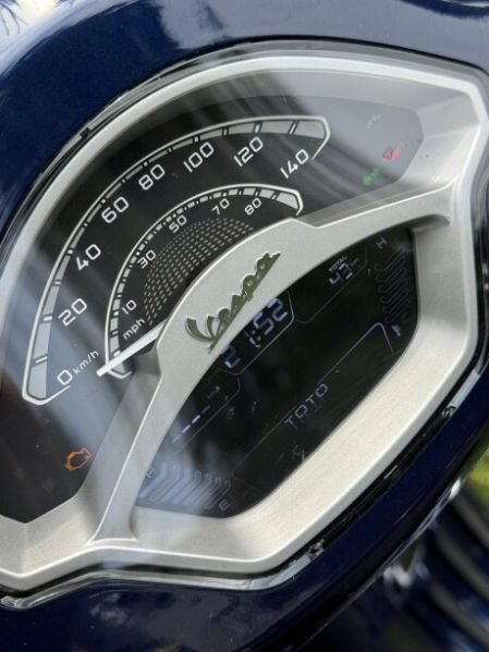 Vespa Primavera 125, 2024 г.